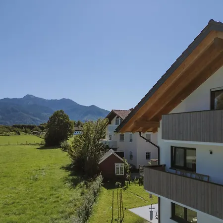 Leopoldine Chiemgau Lägenhet Übersee